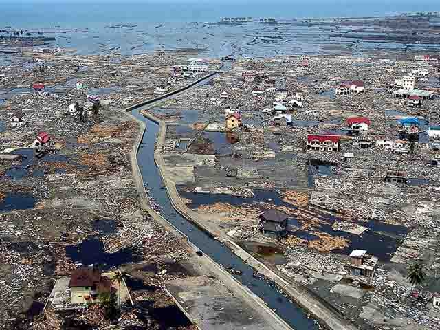 2004 Indian Ocean tsunami
