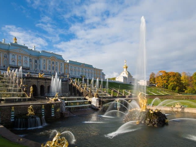 Grand Cascade Fountain The Grand Cascade is a majestic fountain located in the Palace of Peterhof, Russia. This is undoubtedly one of the most beautiful and majestic royal p...