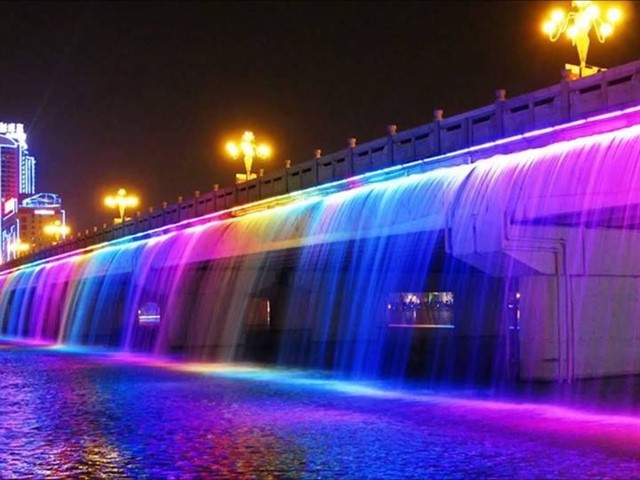 Moonlight Rainbow Fountain This spectacular fountain located in Seoul is also the world’s longest bridge fountain that set to Guinness World Record with nearly 10,000 LED ...